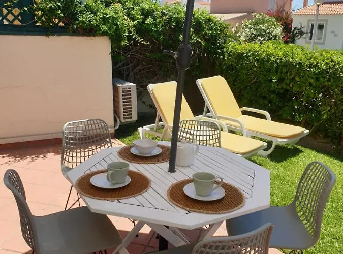 Апартаменты T2 Old Village