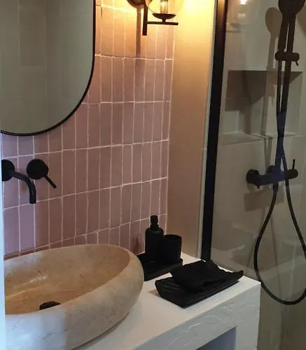 Апартаменты T2 Old Village