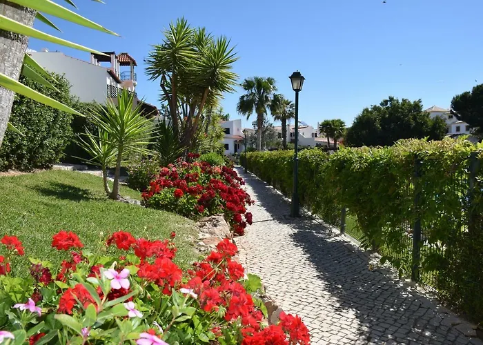 Апартаменты T2 Old Village